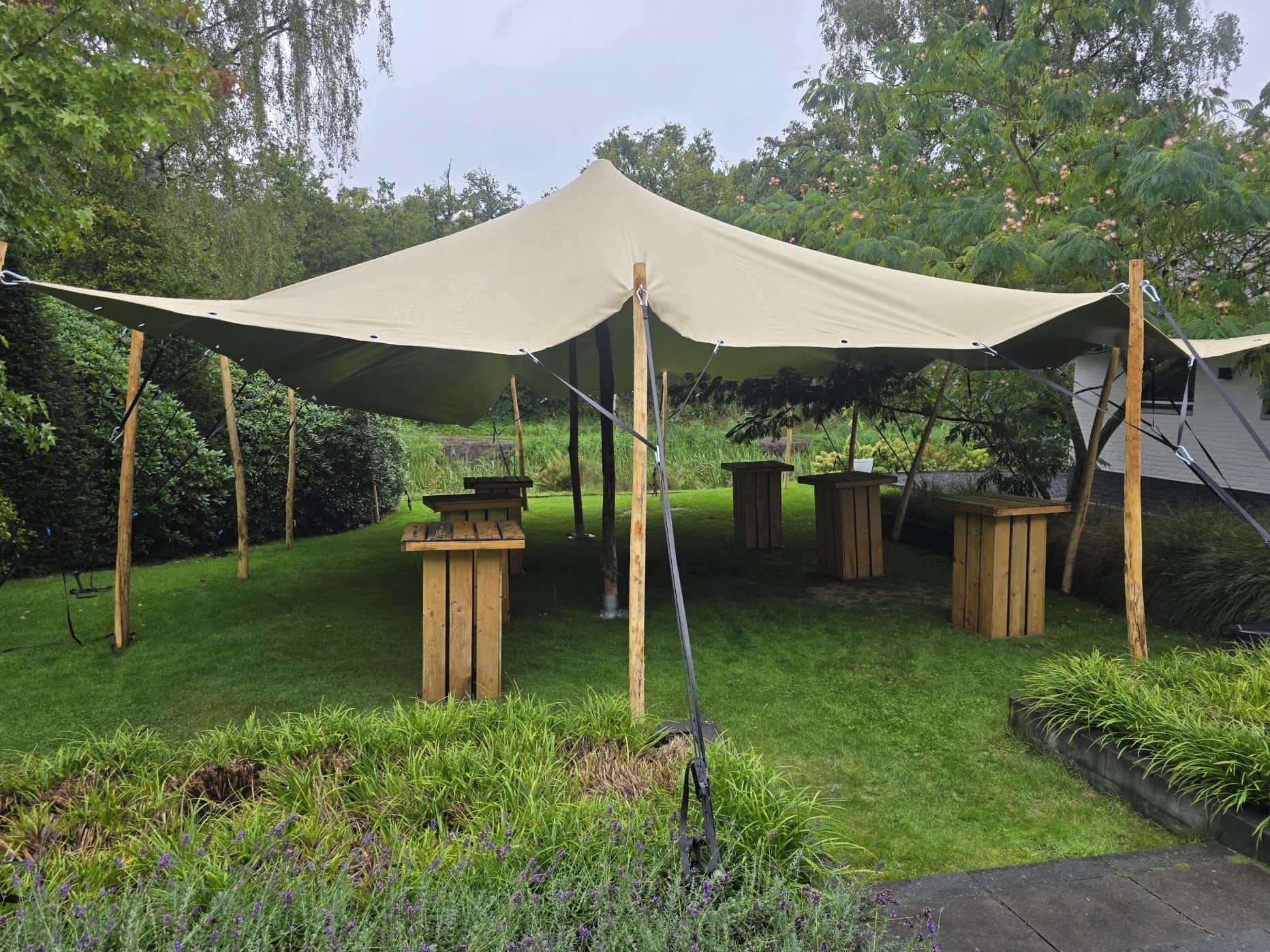Stretch tent 12.5 x 8.2 meter - Afbeelding 3